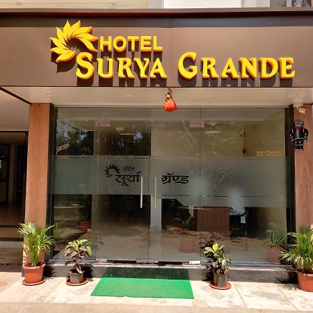 Hotel Surya Grande Kudal  Eksteriør billede
